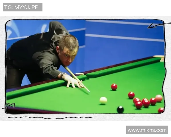 将足球当桌球踢的球星挑战极限展现超凡球技 将足球当桌球踢的球星挑战极限展现超凡球技